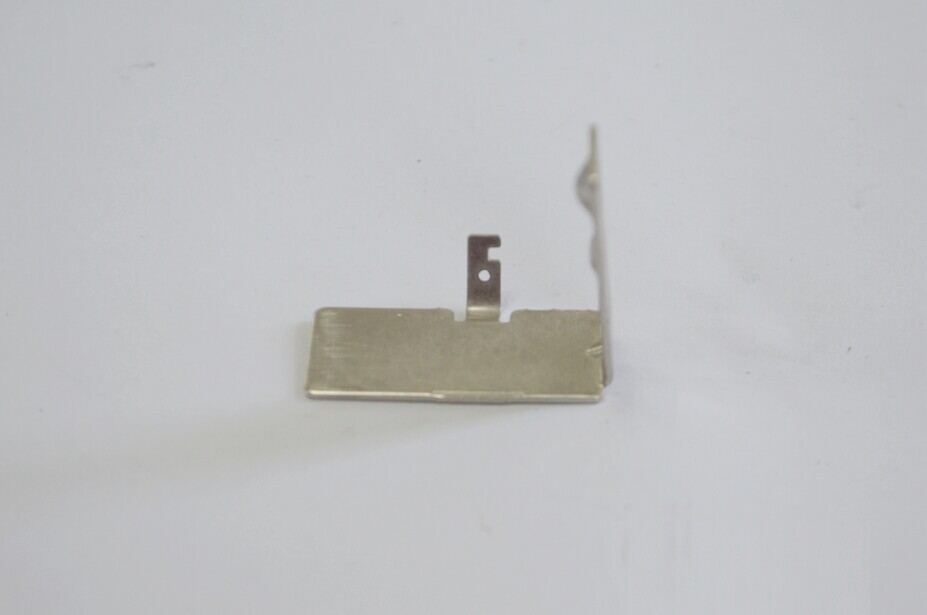 五金沖壓開(kāi)關(guān)彈片側(cè)面